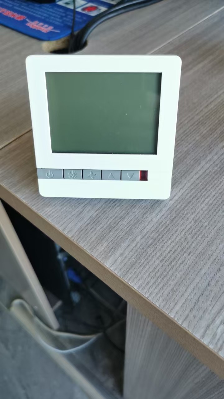 温控器的全面说明手册:原理与应用