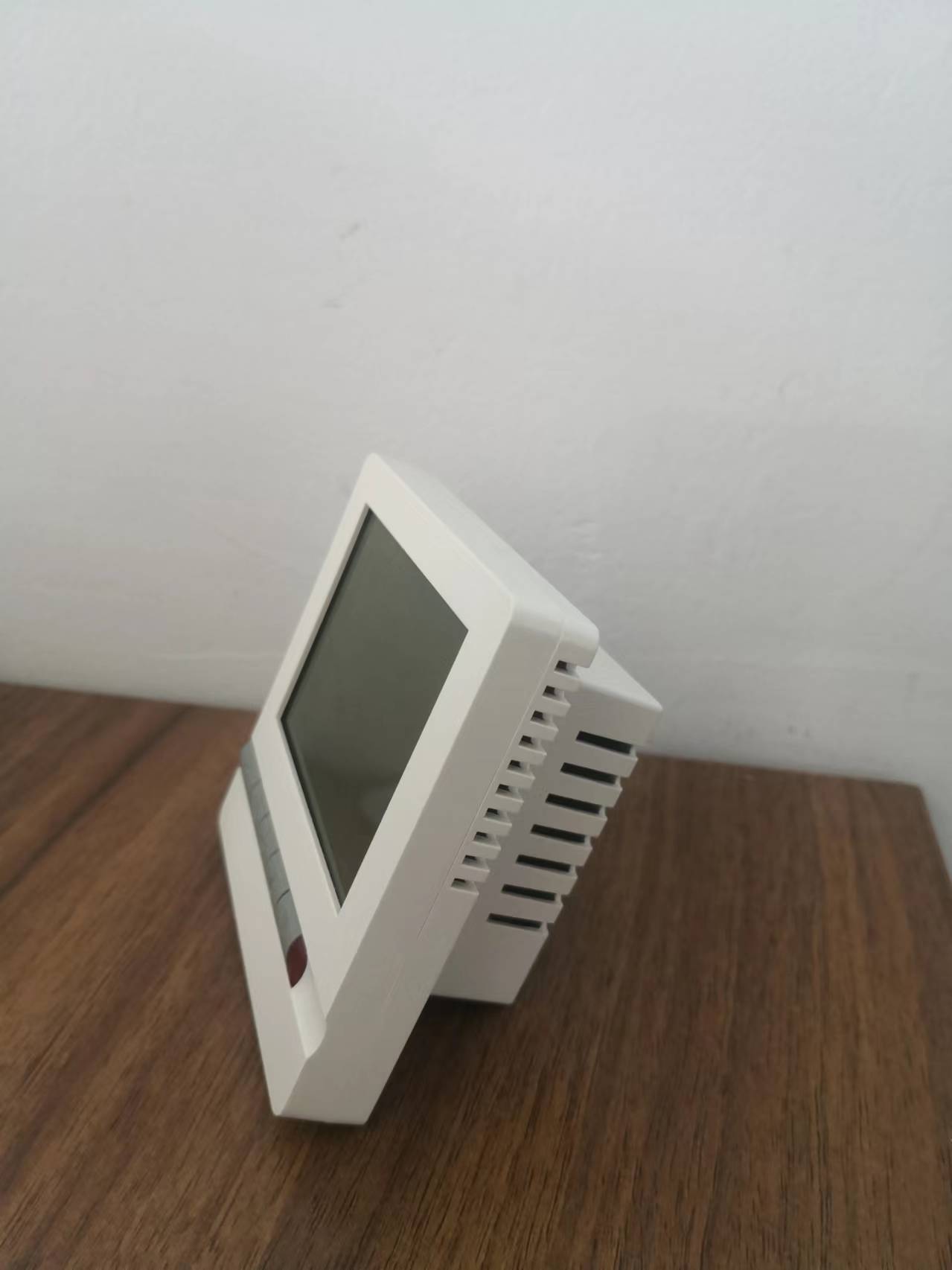 温控器的分类与应用解析